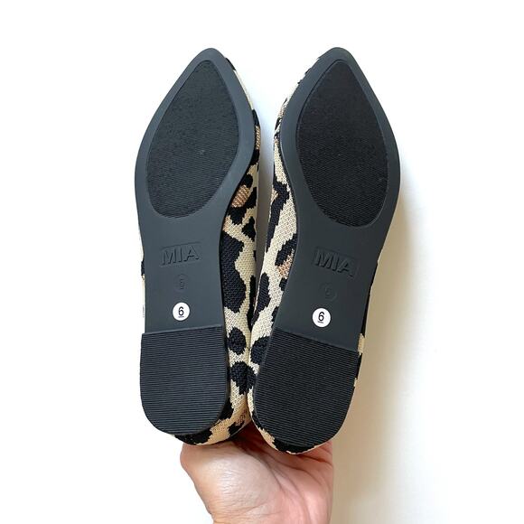 Mia Ballerina Pointed Stretch Flats Animal Print Tan Size 6 NEW - Picture 8 of 8